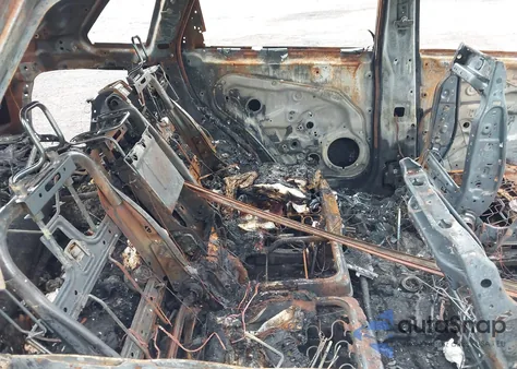 2014 Kia Sorento Lx z USA, uszkodzony, nr VIN 5XYKT3A60EG487559